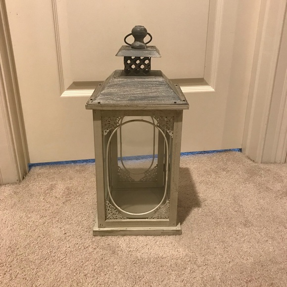 Kirkland’s Rustic Lantern - Picture 7 of 8